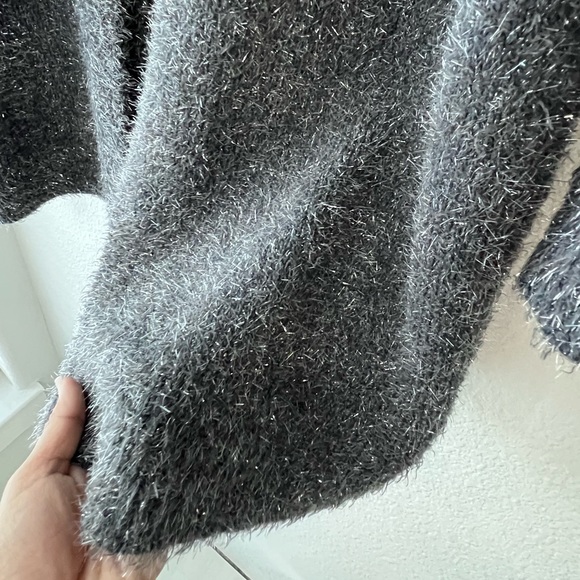 LANE BRYANT Long Sleeve Open Eye Lash Grey/Silver Sweater Cardigan Size 14/16 - Picture 4 of 9